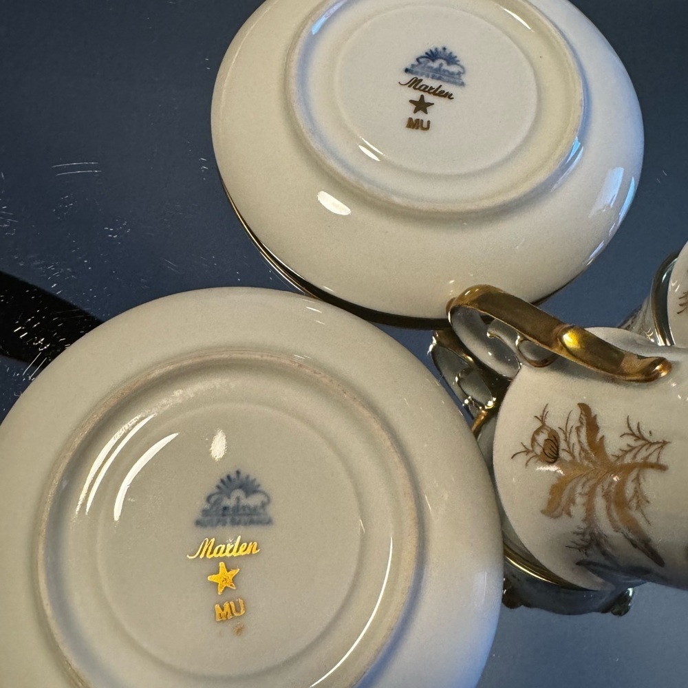 Lindner Kueps Bavaria Porcelain Tea Cup Set. - Picture 5 of 7